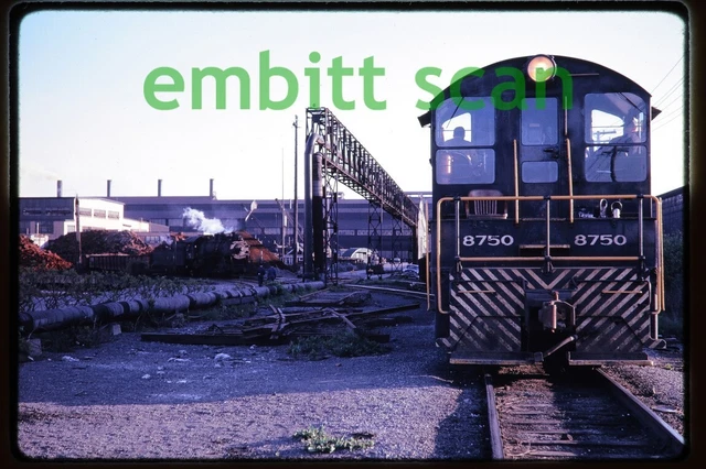 Original Slide, NYC New York Central EMD NW2 #8750, in 1961