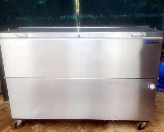 Master-Bilt  DOMC-164SS  16 Crate Dual Access Milk Cooler / Refrigerator  NICE