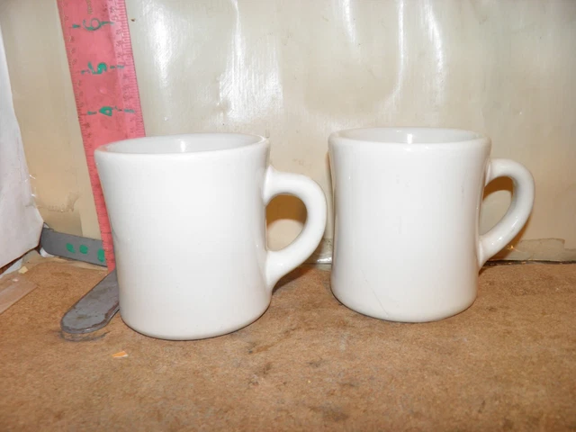 Victor Insulator Company, Heavy Restaurant/Institution/Military Mugs Pair