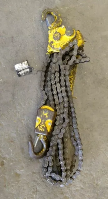 Yale 3Ton 10Ft Roller Chain Lever Hoist