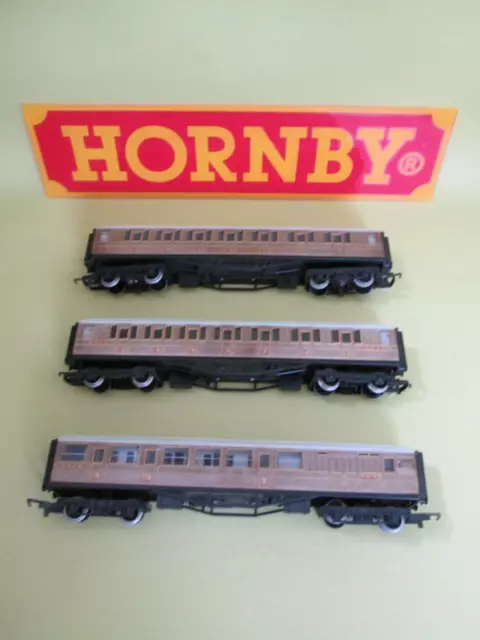 Hornby Oo Gauge Model Railway - Three  Lner Teak Coaches - R477 / R478