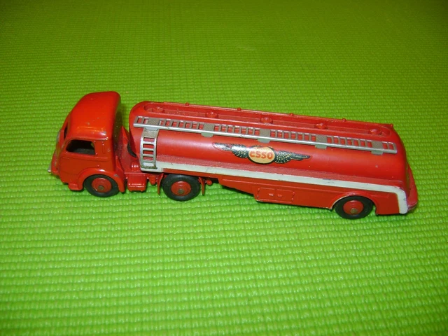Dinky Toys 32C Camion Citerne Panhard Semi-Remorque Esso