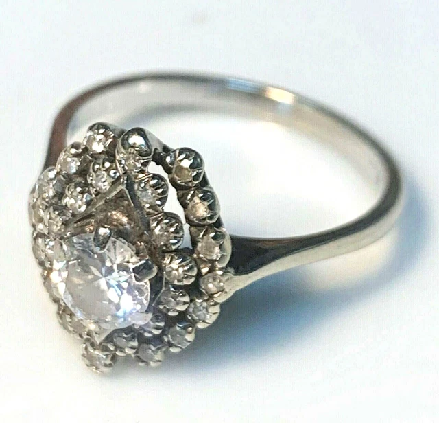 Bague En Or 18 Carats Sertie De Diamants - Style Tank - 0,76 Carat - 14,78 G - Taille 55 - Occasion
