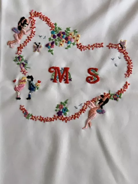 Bordado Completado En Tela Con Iniciales M. S. Love Tela Poliéster