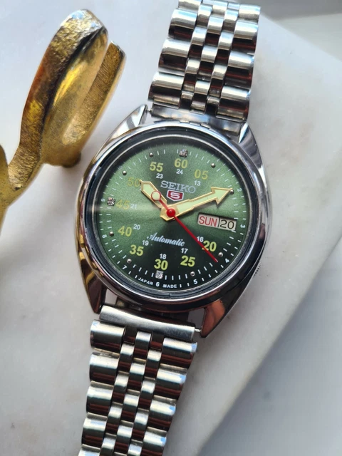 VINTAGE GREEN 1978 SEIKO 5 Men s Japan Automatic Watch 7009 8360