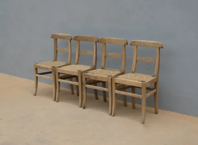 Quattro sedie piemontesi in legno di noce con seduta in paglia, '800!