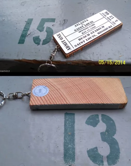 ⚾ BUSCH STADIUM SEAT KEYRING St Louis Cardinals Musial Brock McGwire Hornsby ⚾