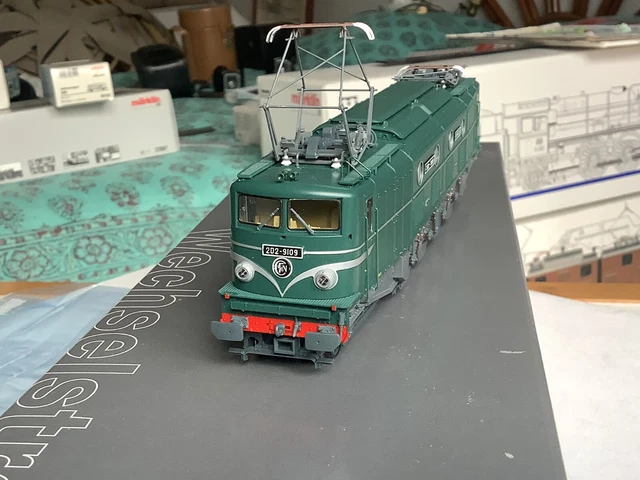 ROCO Loco electrique 2D2 9109 GRG1 SNCF Ep IV / REF 62472 / Neuf / HO