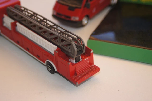 Camion De Pompiers Majorette #319 - Grande échelle - Échelle 1:85 - Made In France - Occasion