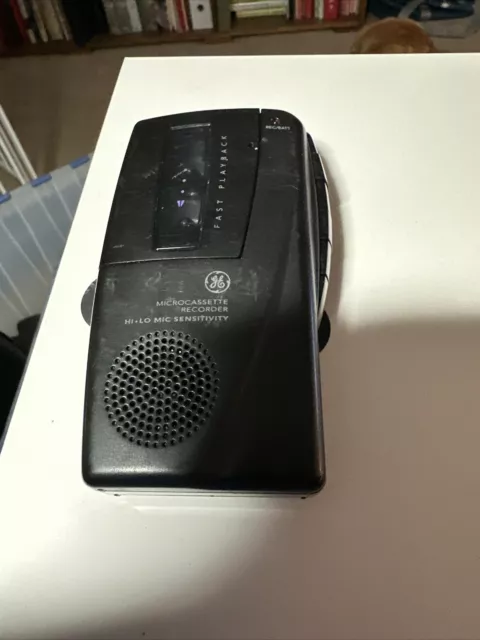 GE Microcassette  Recorder Model 3-5379B