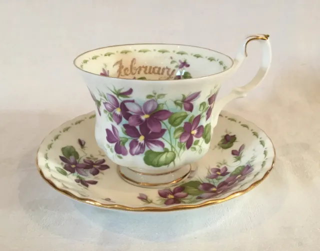 *ROYAL ALBERT FLOWER OF THE MONTH FEBRUARY VIOLETS TEA CUP AND SAUCER 1st QUAL*