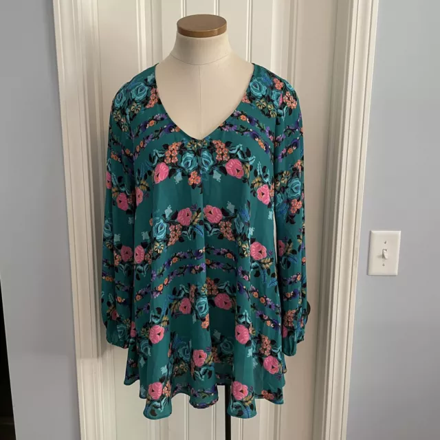 SHOW ME YOUR MUMU Medium Donna Michelle Swing Tunic Top Green Floral BOHO