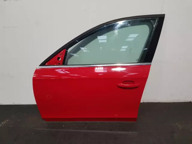 Audi A4 Front Door Nearside Passenger Lh 2008 4 Door Saloon Red Y3J