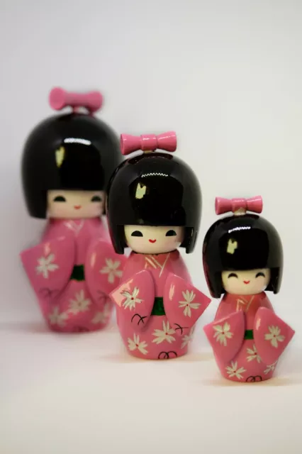 Set Of 3 Japanese Girls Kokeshi Wooden Pattern Kimono Dolls