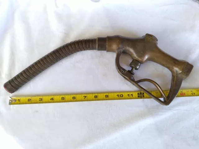 Vintage Brass Buckeye Gas Pump Handle Nozzle 800-B Flexible Spout