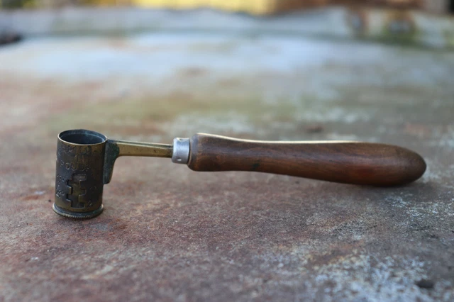 Mesure à Poudre Réglable Ancienne - BGI Co 1890, Métal Et Bois, Collection Tir