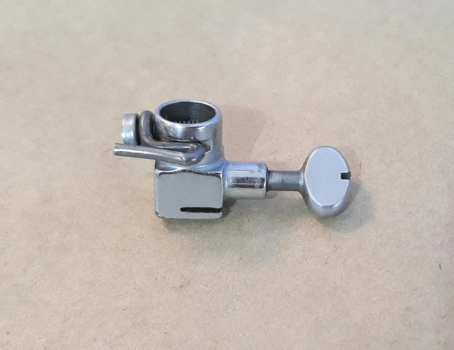 Original 401a 403 500 503 Singer Máquina de Coser Abrazadera Aguja Cromada 172224
