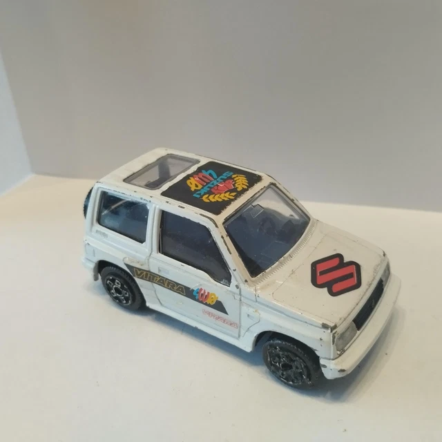 Voiture Miniature Burago 1/43 - Porsche 925 S4 Rouge - N°7 - Occasion état Moyen - Boîte Plexi