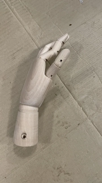 Gelenkhand aus Holz - Schaufensterpuppe 2