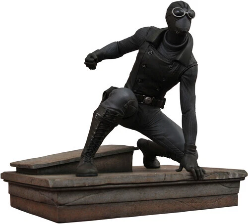 Diamond Select - Marvel Gallery Ps4 Spider-Noir PVC Statue [New Toy] Statue, C