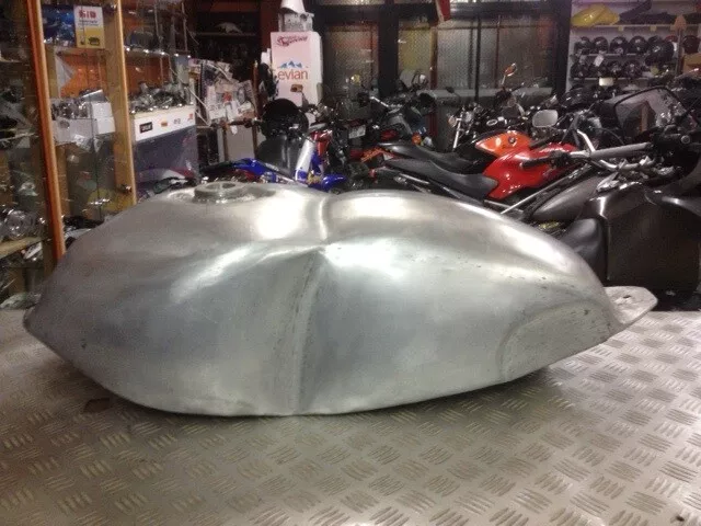 Ducati 749/999 Réservoir Alu Cafe Racer / Tank / Serbatio Aluminium