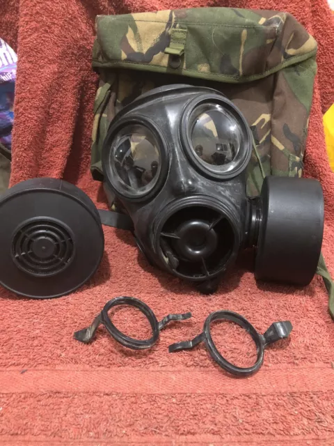 British Army Avon S10 Respirator Gas Mask - 2 Canisters - Case - Size 3