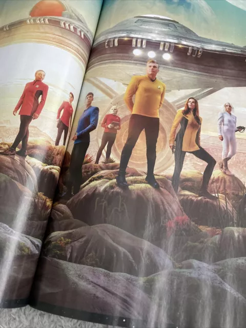 SFX Magazin Juli 2022 Abonnentencover The Umbrella Academy Star Trek 2