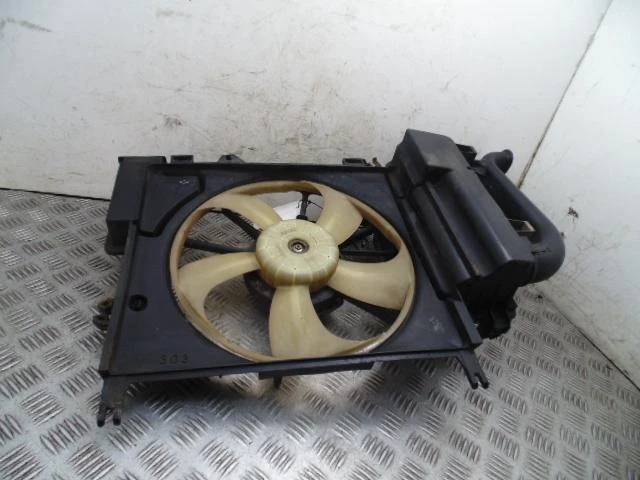 Toyota Iq Mk1 1.0 Ventola di raffreddamento radiatore acqua benzina/motore 422750-4304 2008-16♪
