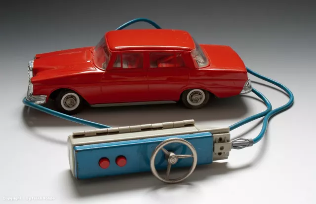 Gama Mercedes Modellauto mit Kabel-Fernsteuerung wohl 1960er/1970er Jahre