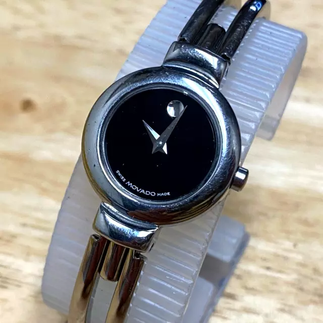 Orologio MOVADO Harmony Lady Argento Quadrante Museo Nero Zaffiro Quarzo Svizzero~Pipipistrello Nuovo