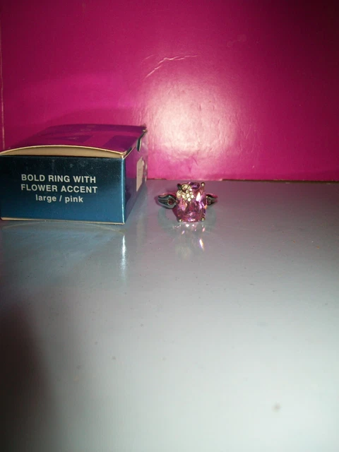 Avon PINK  Ring Size  10 NEW