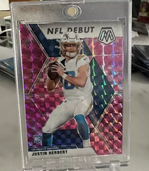 2020 Panini Mosaic - Justin Herbert QB *PINK PRIZM* Rookie NFL Debut RC Card