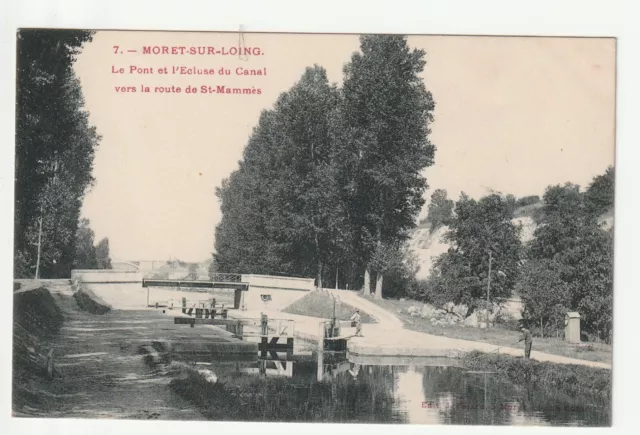 MORET SUR LOING - Seine & Marne - CPA 77 - le Pont et l' écluse du Canal