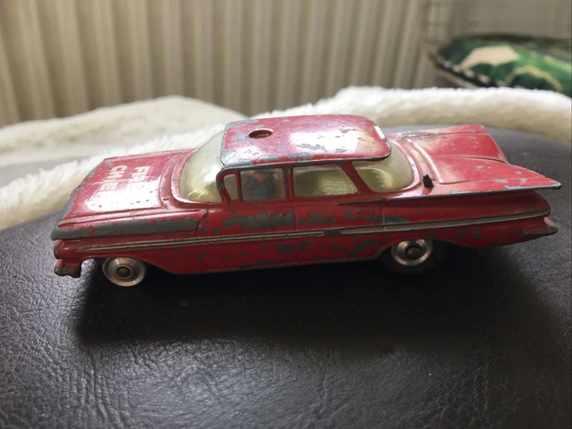 Citroën type 55 pompiers de Vittel au 1/50 de Corgi Heritage