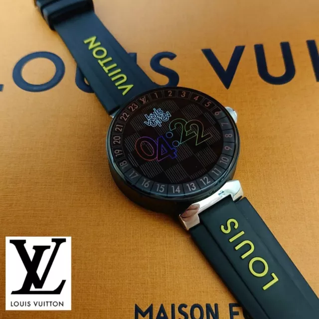 Louis Vuitton présente Tambour Horizon, une montre connectée à 2