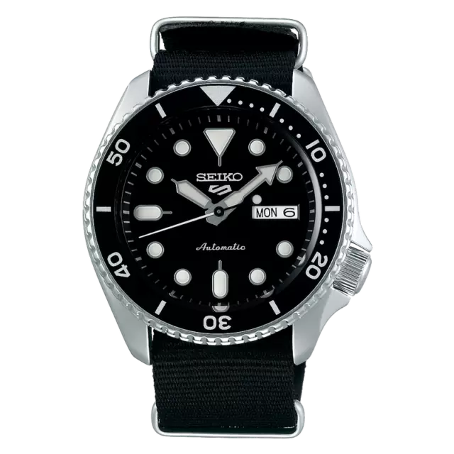Reloj Seiko hombre 5 Sports automático negro SNZH69K1 [AC0868]