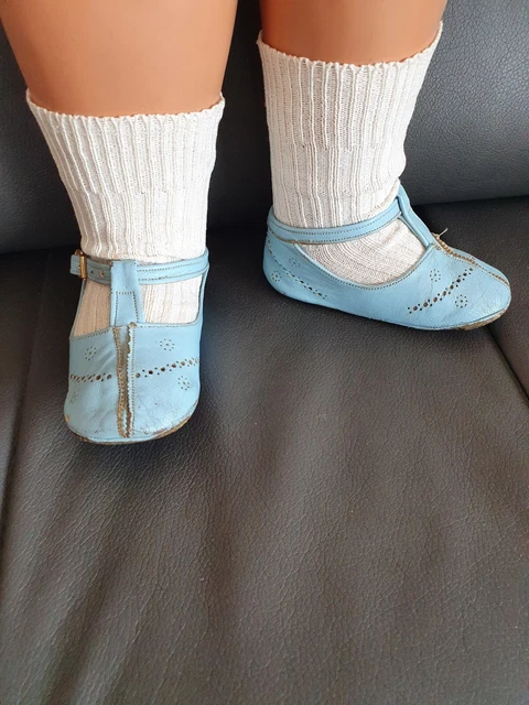 Anciennes CHAUSSURES en cuir souple  pour Grande Poupée 2
