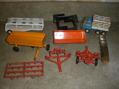 VINTAGE Metal Toy Vehicle Tractor Parts Lot Oliver, Tonka, Nylint