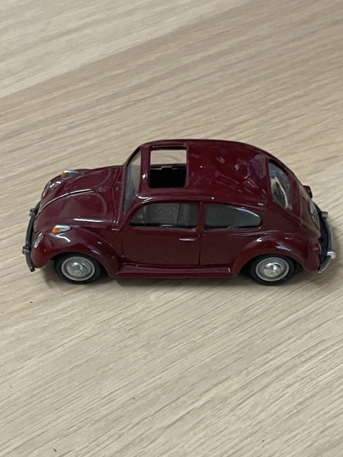 Volkswagen Golf IV R32 rouge (Solido) 1/43e