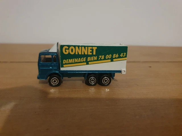 MAJORETTE MAJOPUB N° 250 Mercedes 300 TE EUR 1,50 - FR