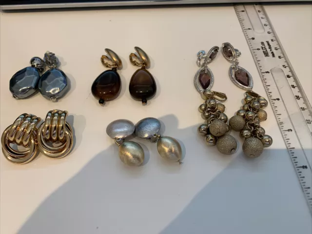 Bundle of 6 pairs of clip earrings