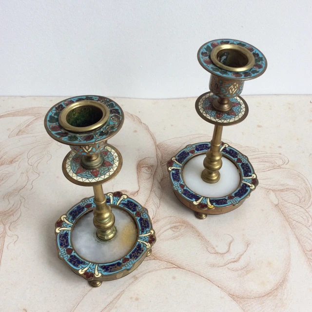 Petits bougeoirs en bronze doré de style Louis XVI Napoléon III 19 ème-fr