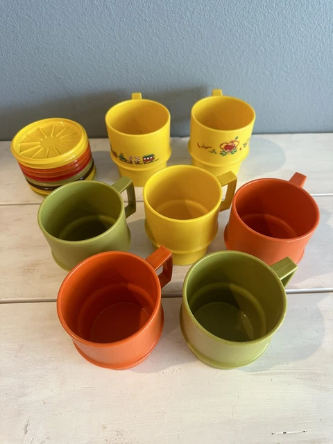 Set Lot 7 Vintage Tupperware  Stacking Coffee Mugs Cup Harvest Colors W/ 9Lids