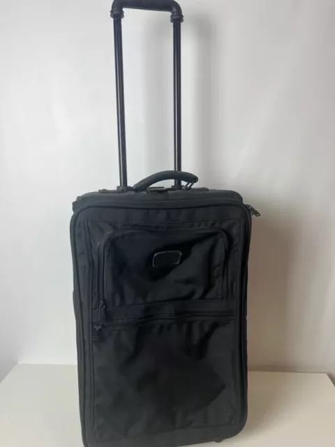 Tumi Alpha Extended Handle Roller Wheeled Lockable Carry On Bag 22"