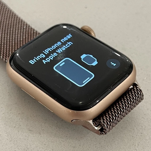 Apple watch 4 gold sale aluminum with milanese loop