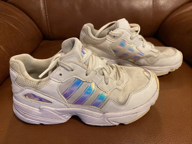Adidas Yung-96 White Running Shoes Size 4 Torsion