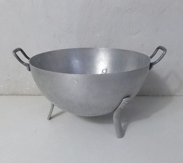 Passoire à Gras Sur Pied en Aluminium - Passoires et Chinois