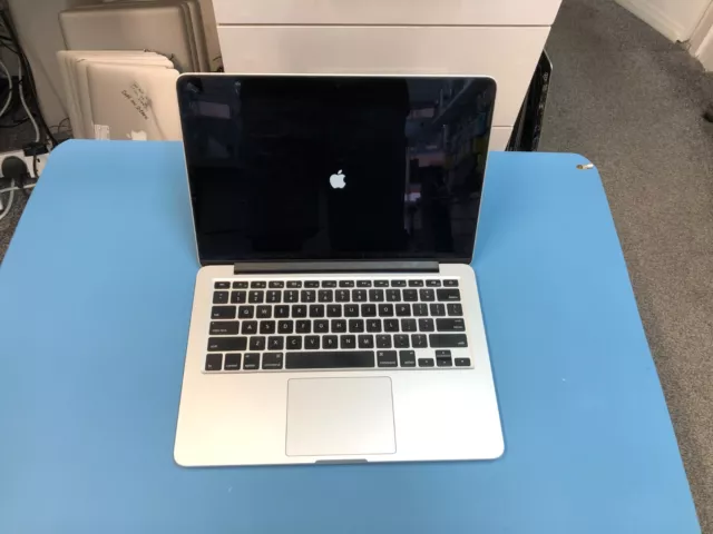 Apple MacBook Pro A1502 2015 13" Laptop Intel i5-5257U- 128GB / SSD 8GB - Silver