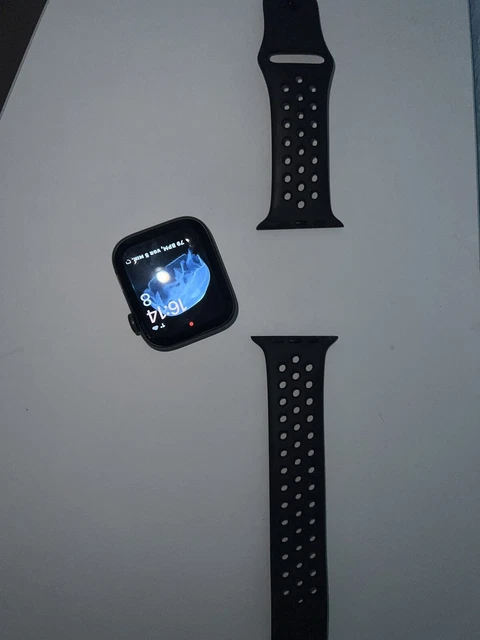 Appel Watch SE 44 mm-Nike Edition-