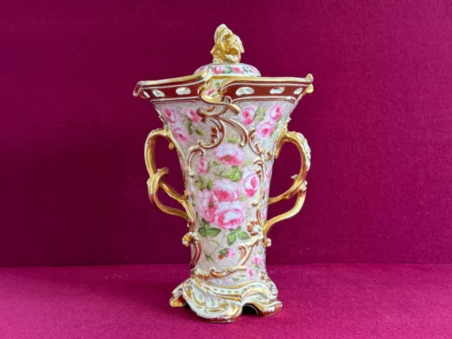 Jarrón Pourri de porcelana inglesa c.1820-1830